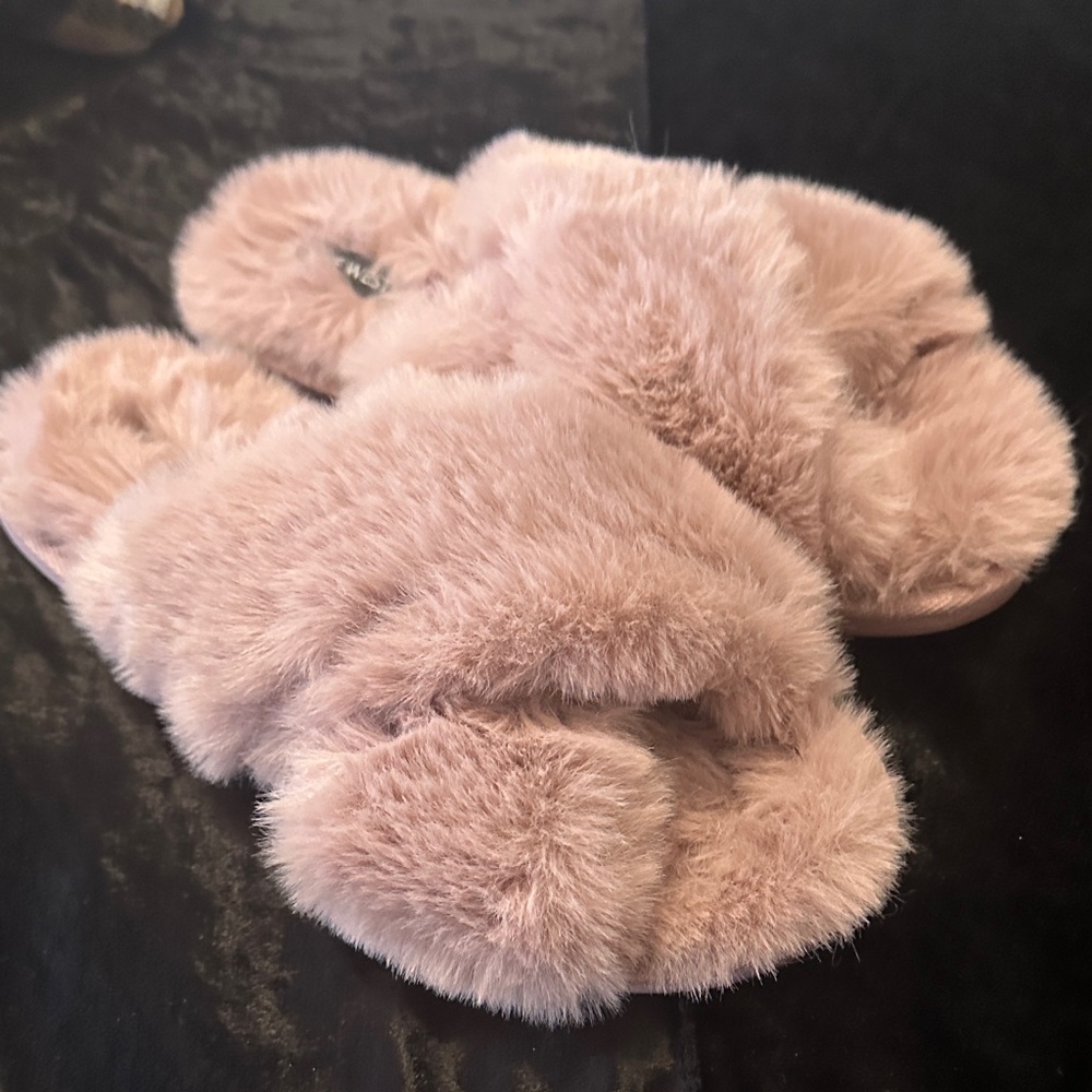 Nine West Blush Faux Fur Slippers